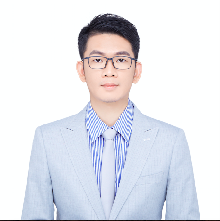 郑泳彬律师，刑法学硕士，2017年度获广州律协颁发“业务成果奖”和“理论成果奖”